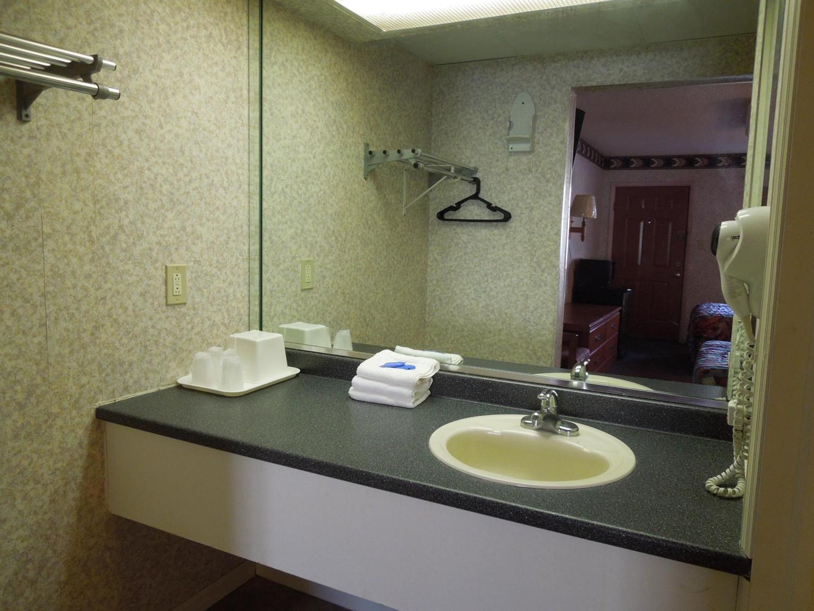 Red Carpet Inn Absecon Main image 2